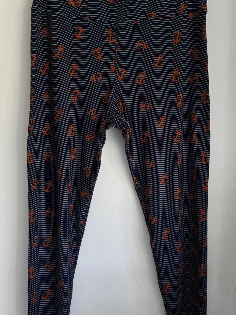 LuLaRoe Navy Anchor Print Leggings TC
